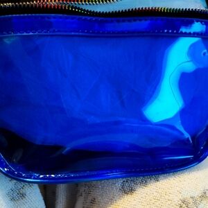 Blue Shoulder Bag with Elegant Design and Versatile Style